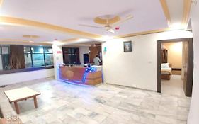 Hotel Sarovar Inn - Ahmedabad